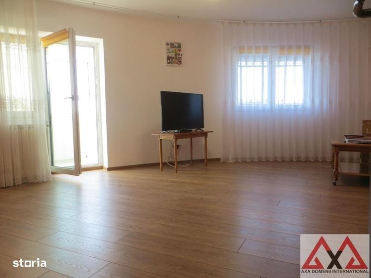 Apartament cu 2 camere decomandat în P-ța Alba Iulia