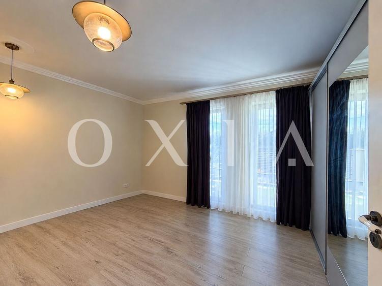 Apartament cu 3 camere semidecomandat, mobilat în Giroc