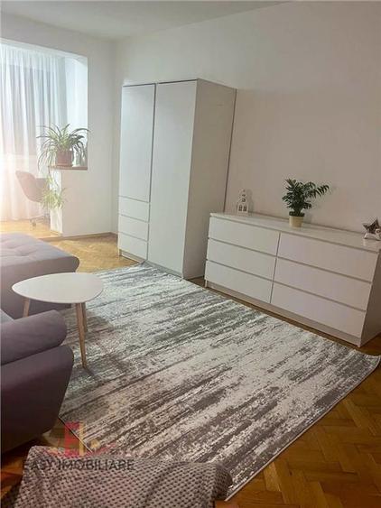 Apartament cu 2 camere decomandat în 7 Noiembrie