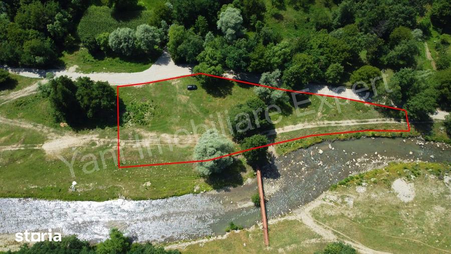 Teren de 3000 mp, în Corbeni