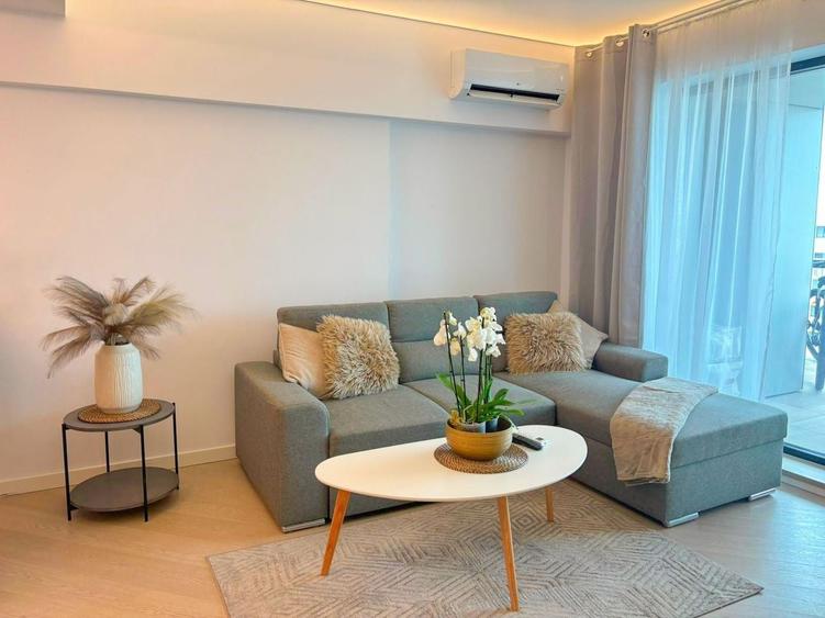 Apartament cu 3 camere decomandat, mobilat în Pipera