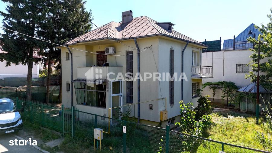 Casă cu 3 camere cu Teren 450 Mp în Copou