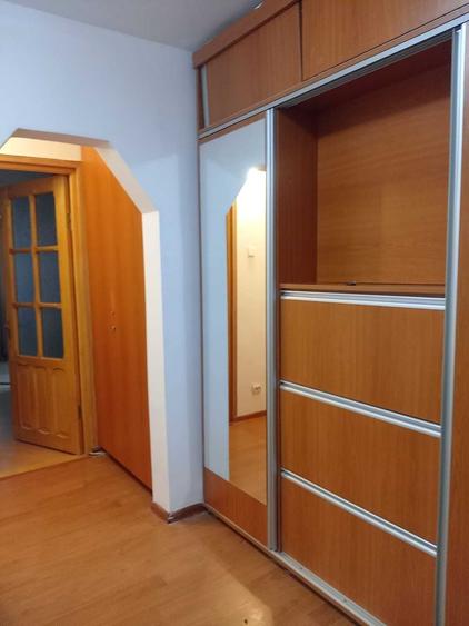 Apartament cu 2 camere decomandat în Mircea cel Bătrân