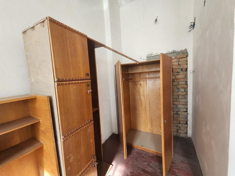 Casă cu 7 camere cu Canalizare în Ultracentral