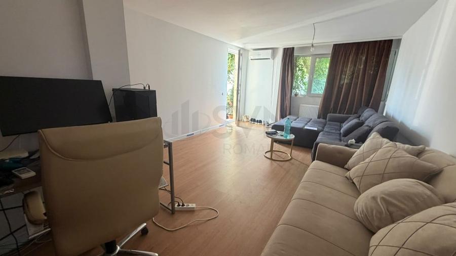 Apartament cu 3 camere decomandat în Bucureștii Noi