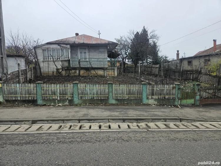 Teren de 1240 mp, în Corni