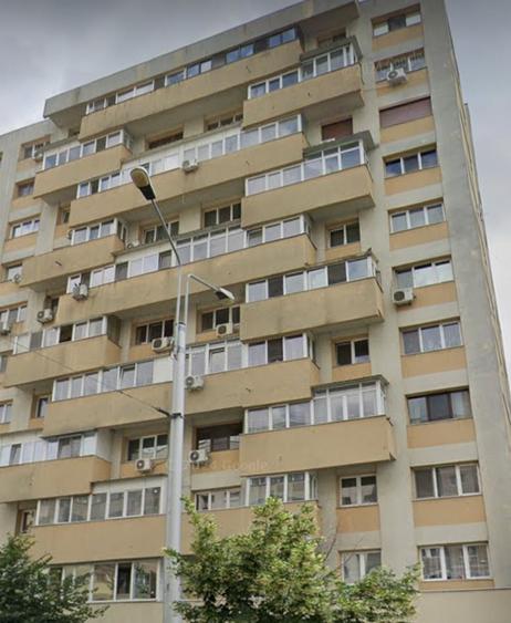 Apartament cu 3 camere decomandat în Pantelimon