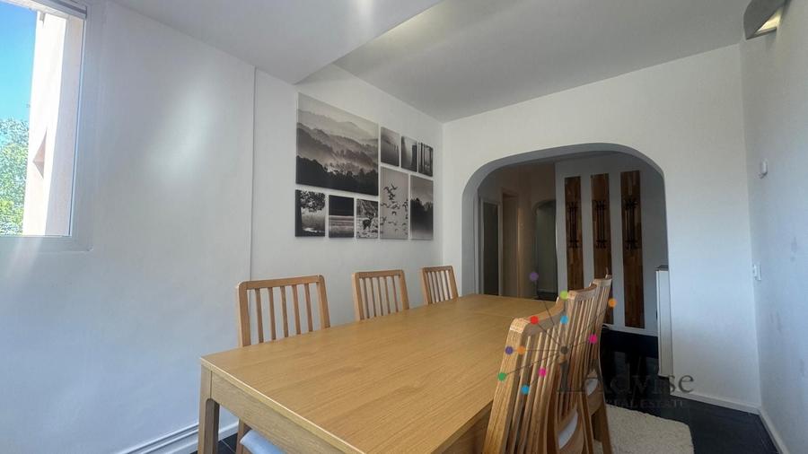 Apartament cu 3 camere, mobilat în Blumăna