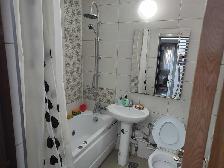 Persoana fizica inchiriez ap 2 camere Pacurari - 4