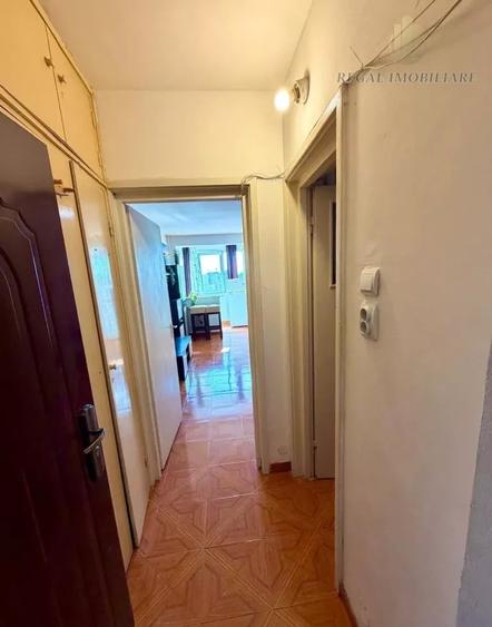 Garsonieră semidecomandată, mobilată în Dristor