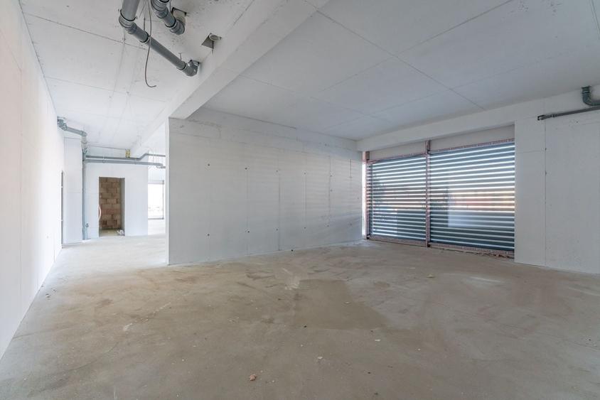 Spațiu comercial, de 159 mp, în Bartolomeu