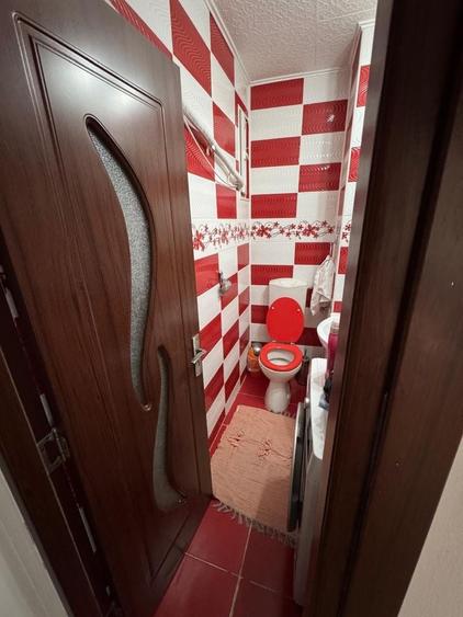Apartament cu 3 camere decomandat în Decebal