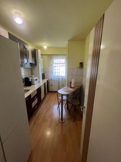 Apartament cu 3 camere decomandat în Terezian