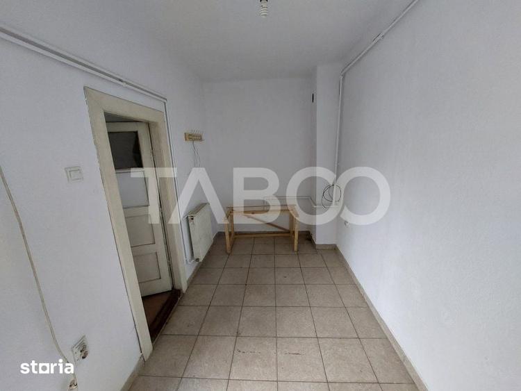 Spațiu comercial, de 40 mp, în Turnișor