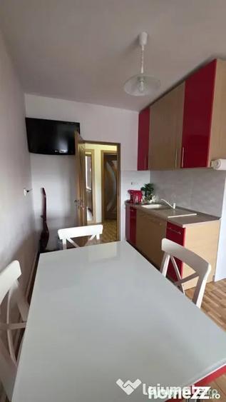 Apartament cu 3 camere decomandat în Ultracentral
