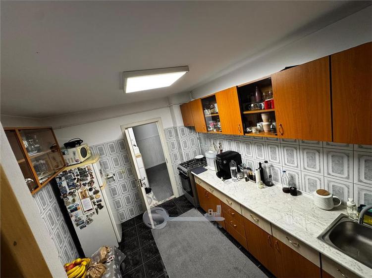 Apartament cu 4 camere decomandat în Cug