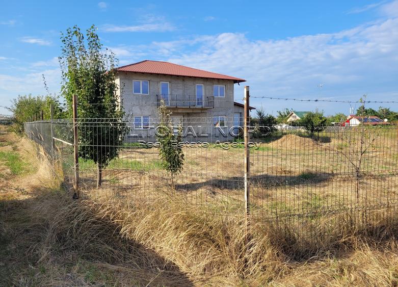 Casă individuală cu 7 camere cu Garaj în Techirghiol