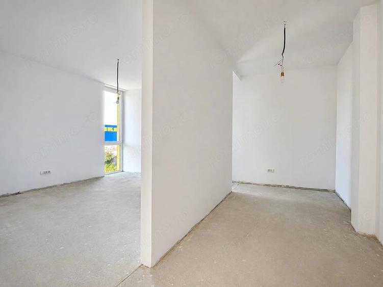Casă cu Teren 600 Mp în Aradului
