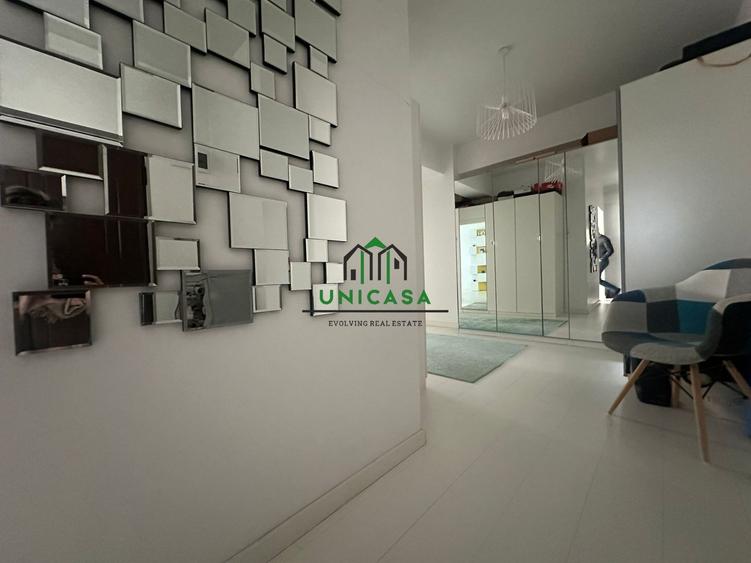 Apartament cu 4 camere decomandat, mobilat în 1 Mai