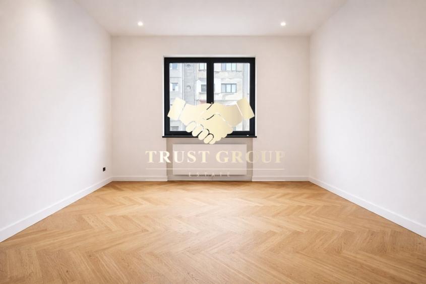 Apartament cu 4 camere decomandat, mobilat în Ultracentral