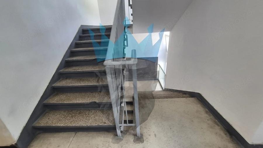 Garsonieră decomandată în Lucrețiu Pătrășcanu