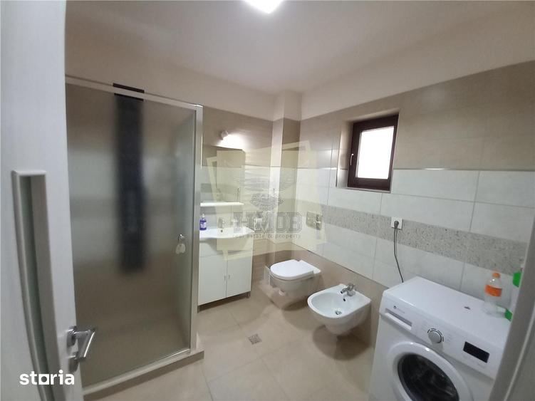 Casă cu 5 camere cu Teren 300 Mp în Central