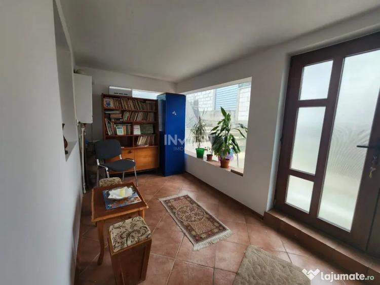Casă cu 3 camere cu Teren 250 Mp în Valea Adâncă