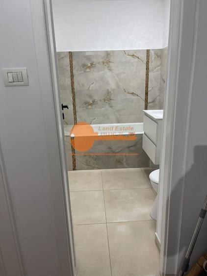Apartament cu 2 camere decomandat în Apusului