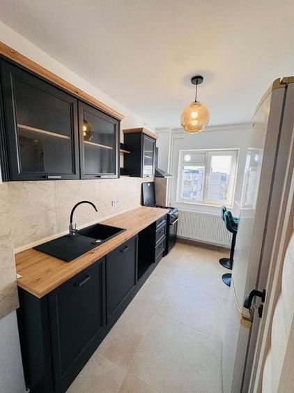 Apartament cu 2 camere decomandat în Crângași