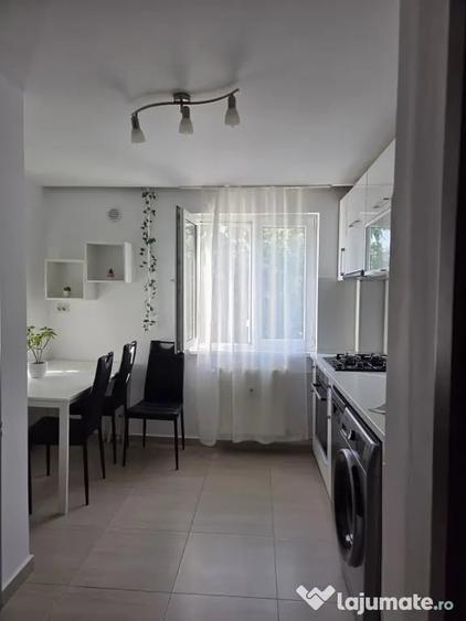 Apartament cu 3 camere decomandat, mobilat în 1 Decembrie 1918