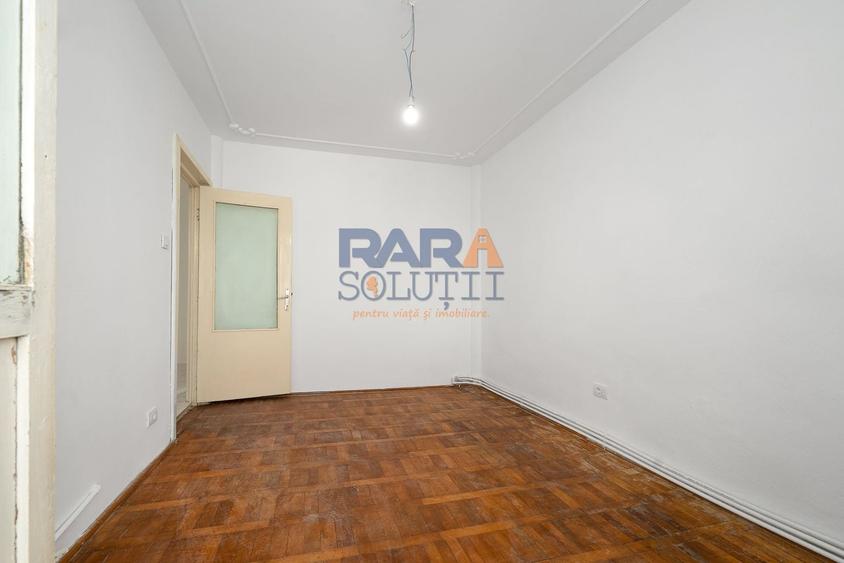 Apartament cu 3 camere decomandat, mobilat în Est
