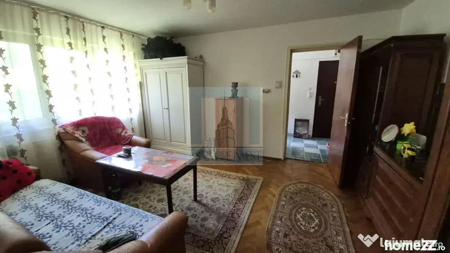 Apartament cu 2 camere decomandat în Centrul Civic