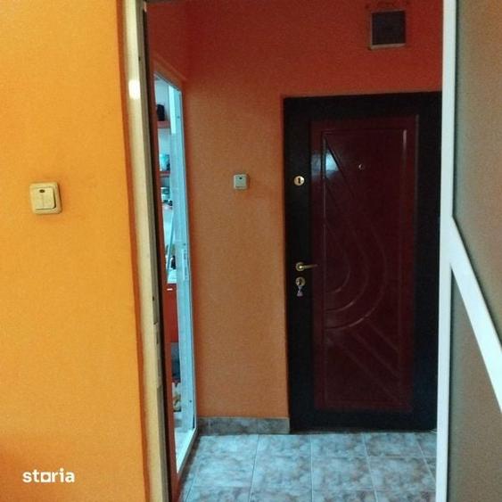 Apartament cu 2 camere semidecomandat în Băneasa