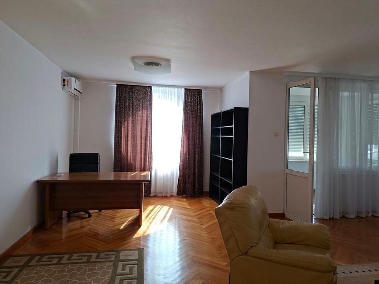 Apartament cu 2 camere decomandat în Plevnei