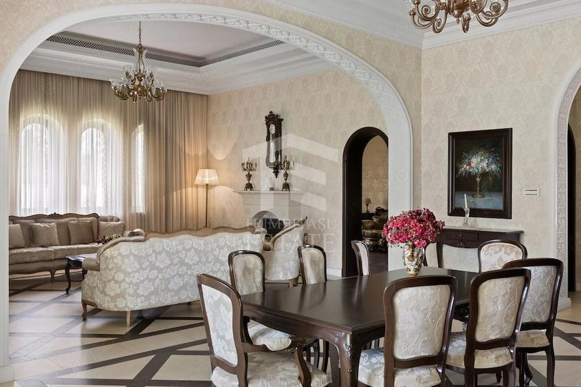 Casă cu Teren 1736 Mp în Mândruloc