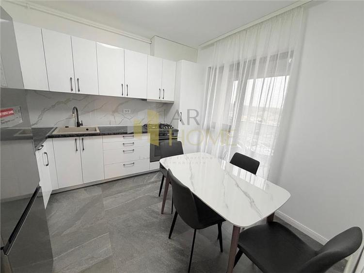 Apartament cu 3 camere decomandat, mobilat în Albert