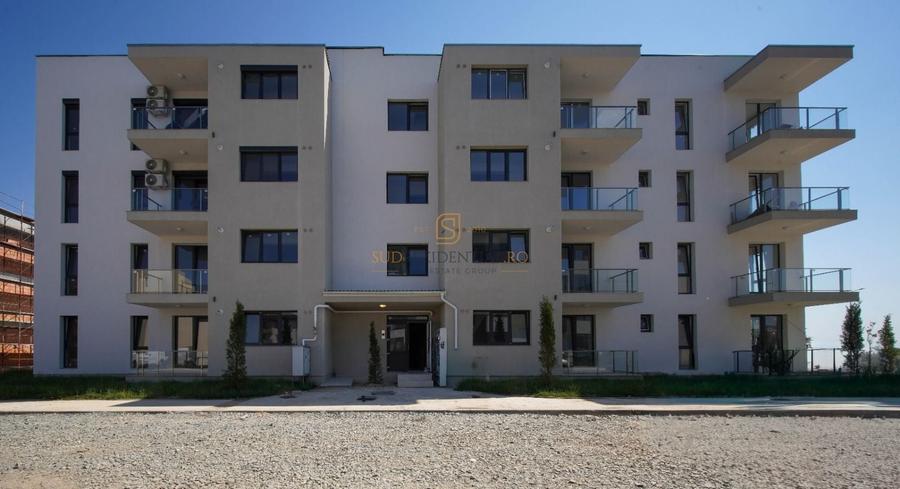 Apartament cu 2 camere decomandat în Est