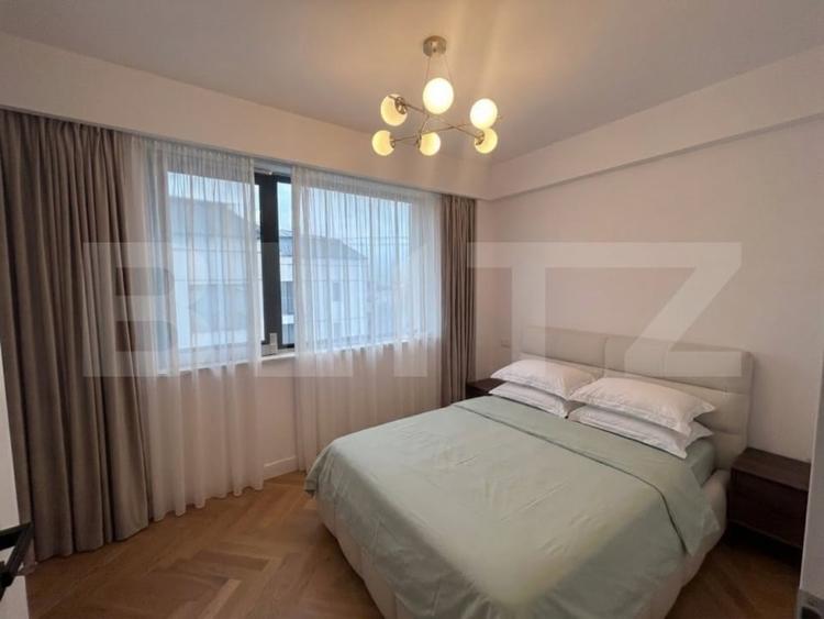 Apartament cu 3 camere decomandat, mobilat în Central