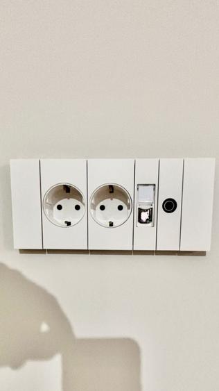 Apartament cu 4 camere în Romană