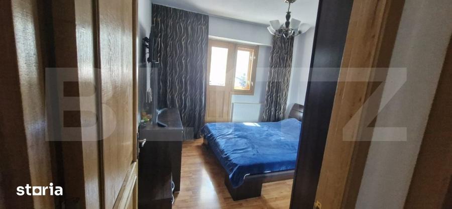 Apartament cu 3 camere în Micro 12