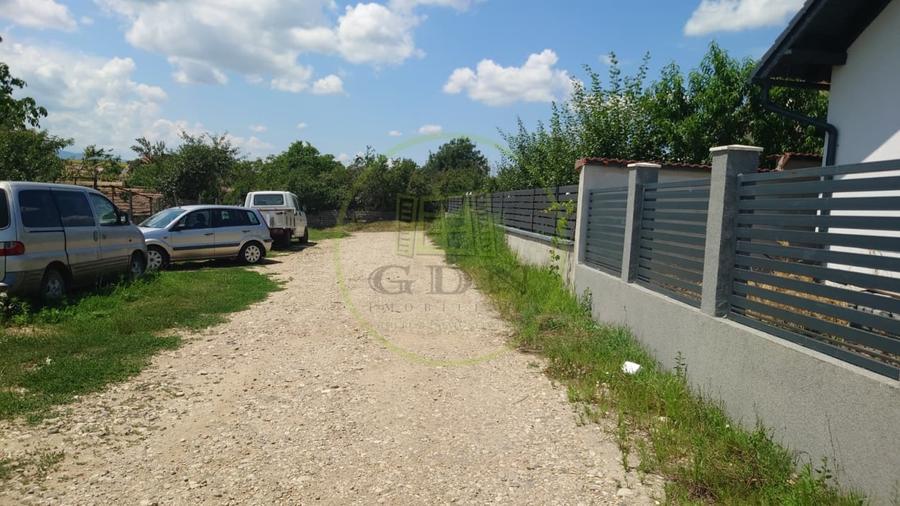 Casă individuală cu 4 camere cu Teren 500 Mp în Șura Mică