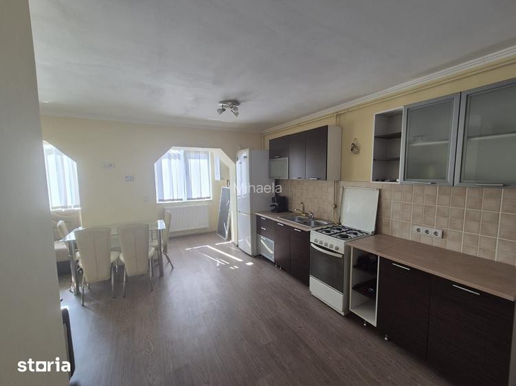 Apartament 3 camere, zona Dumbrava Nord