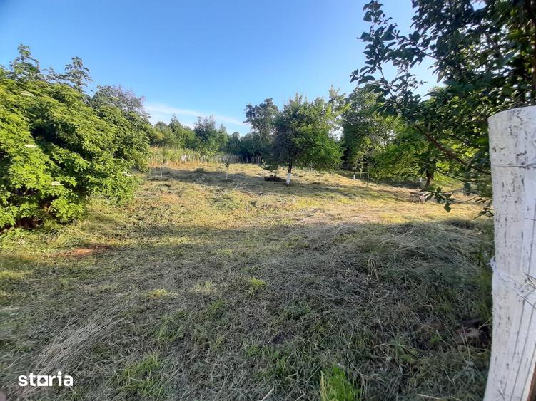 Teren, 410 m2, - 14