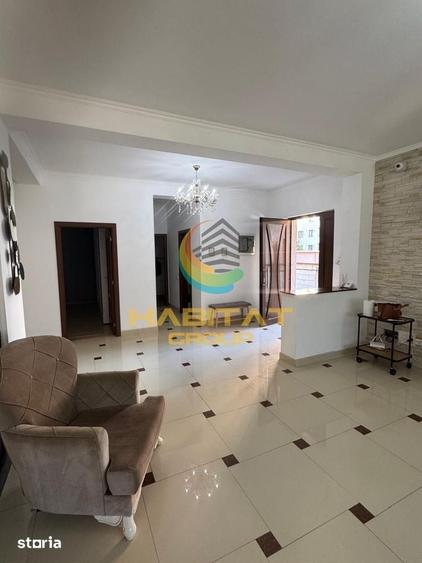 Casă cu 5 camere cu Teren 400 Mp în Central
