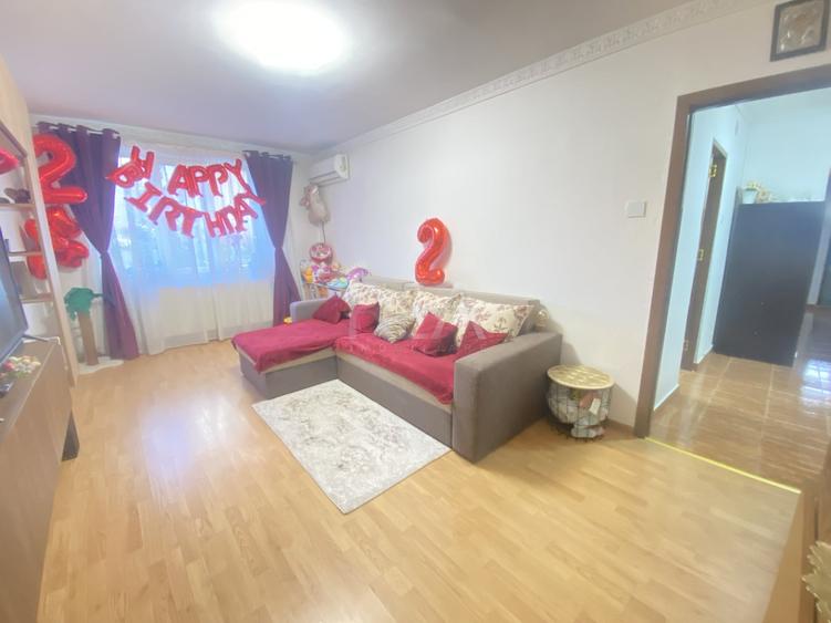 Apartament cu 3 camere decomandat, mobilat în Rahova