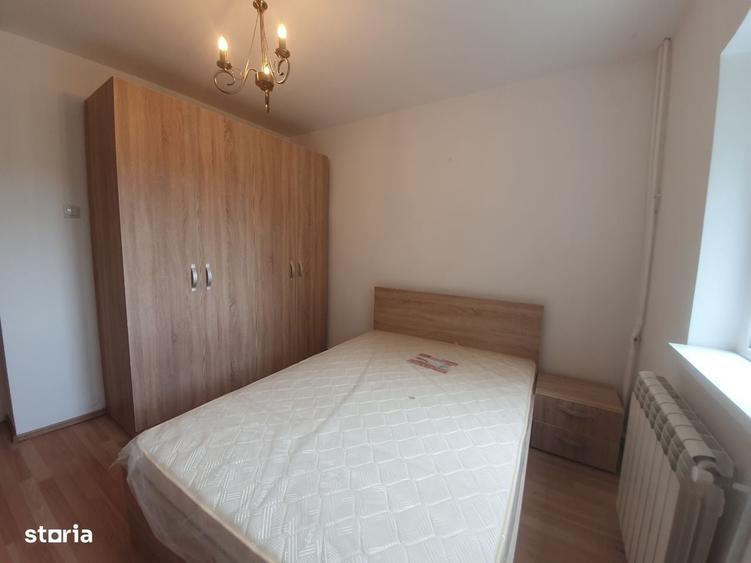 Apartament cu 3 camere decomandat în 9 Mai