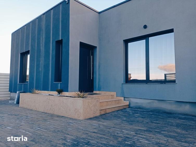 Casă cu 3 camere cu Teren 300 Mp în Trivale