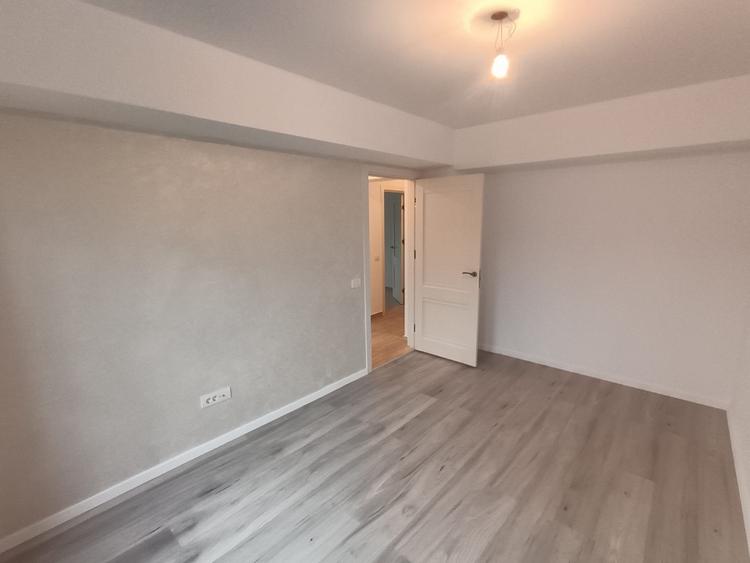 Apartament cu 3 camere decomandat în Popas Păcurari