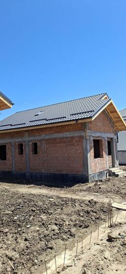 Casă cu 4 camere în Cernica