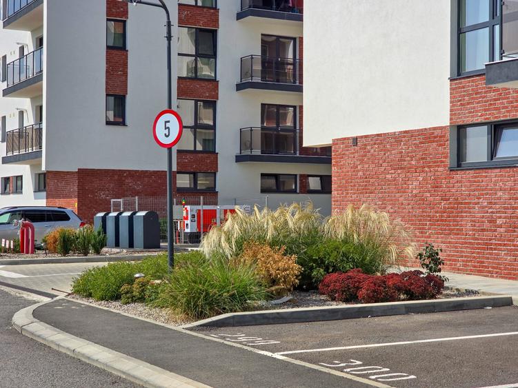 Apartament cu 2 camere decomandat în Galata